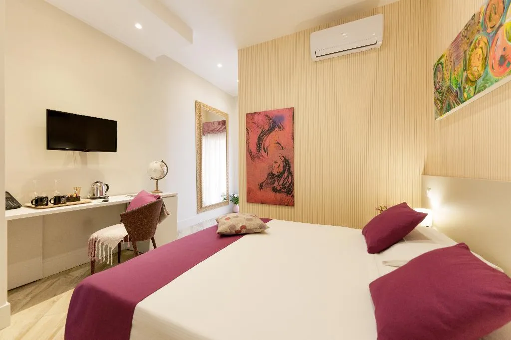 DOUBLE CITY VIEW Room, It's Room Naples, Naples
