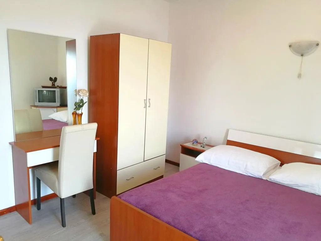 APARTMENT CAPACITY 2 Room, Apartments Jure, Split