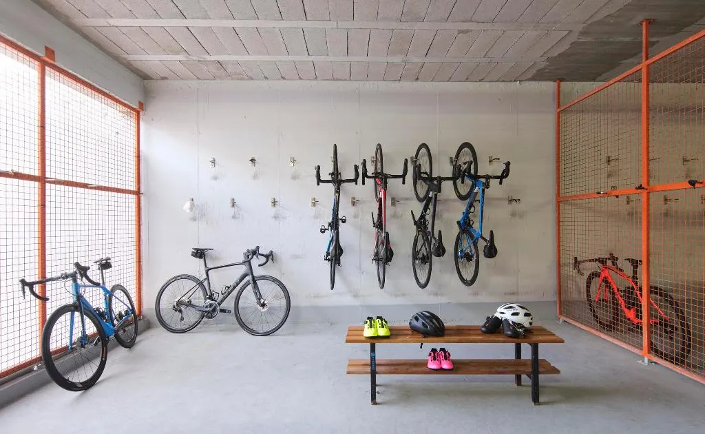 Sports and Entertainment, Duva, Majorca