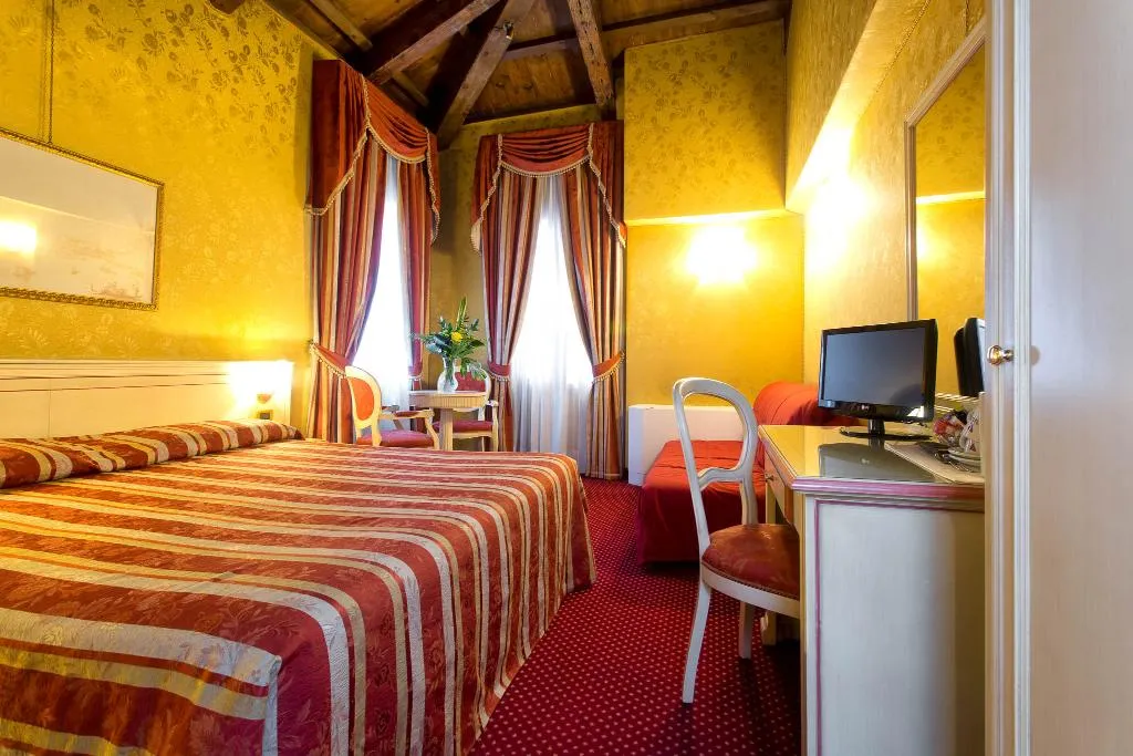 JUNIOR SUITE STANDARD Room, Ca' San Polo - Ferretti Hotels Collection, Venice