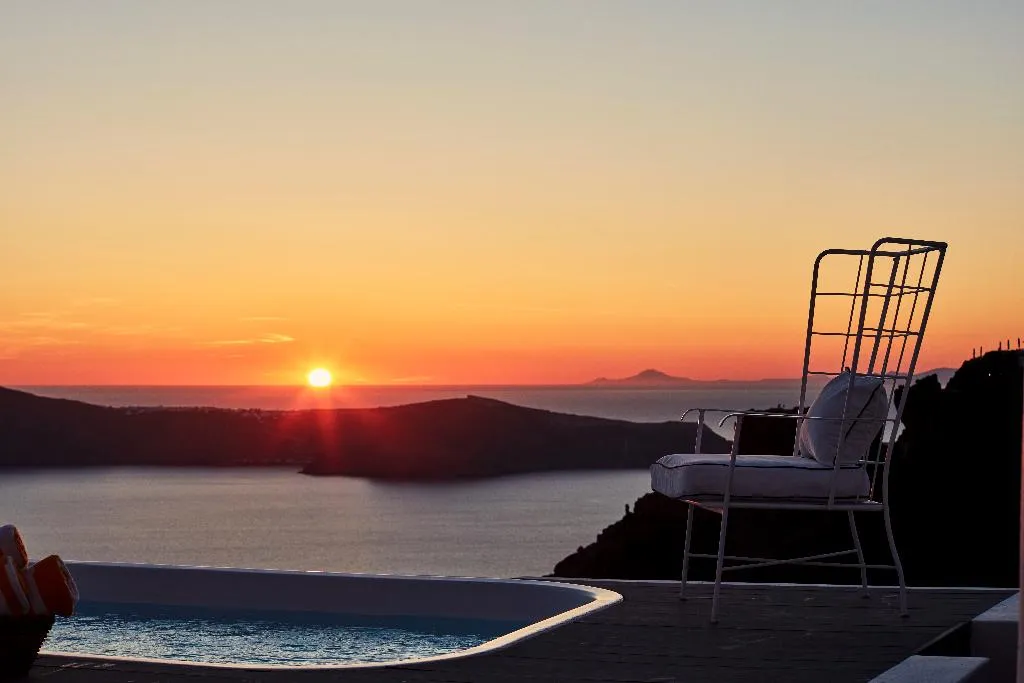 CAVE SEA VIEW Room, Katikies Chromata Santorini - The Leading Hotels, Santorini