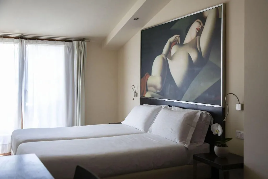 DOUBLE WITH BALCONY Room, Antico Borgo, Milan