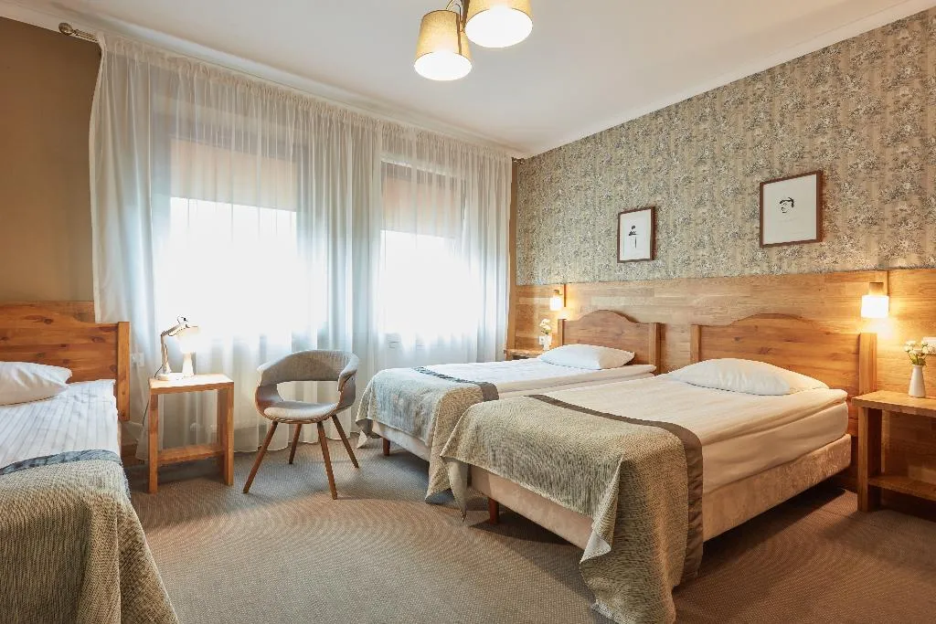 TRIPLE STANDARD Room, Batory, Krakow
