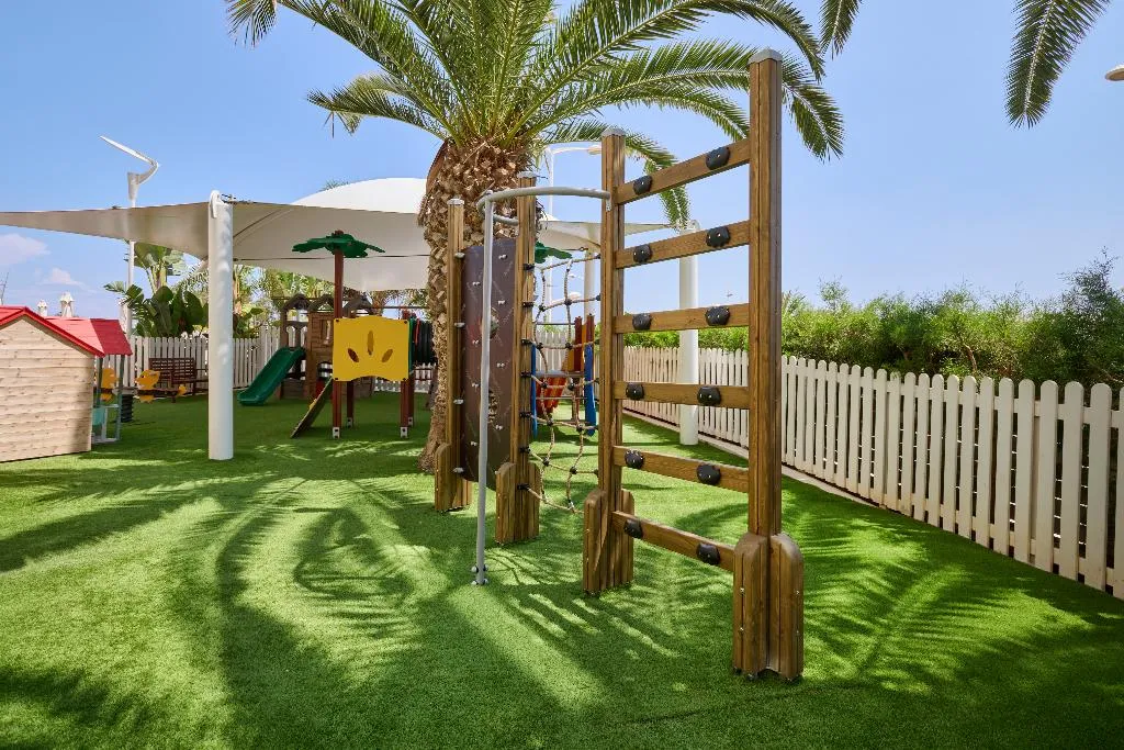 Sports and Entertainment, Sunrise Oasis Hotel & Waterpark, Cyprus