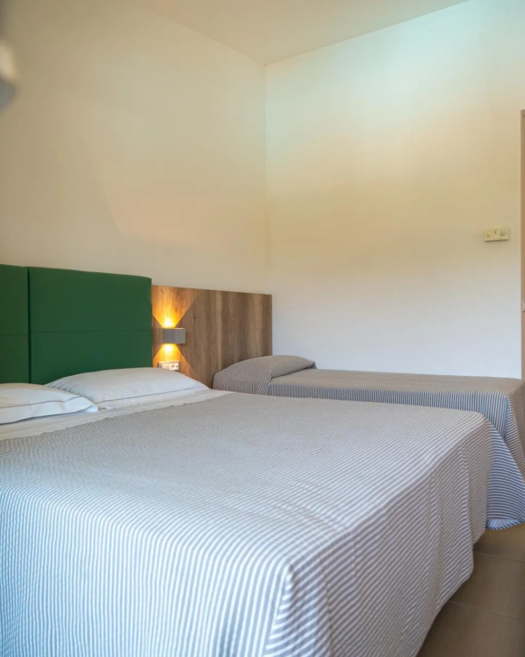 FAMILY ROOM EXECUTIVE Room, Hotel San Teodoro, Olbia