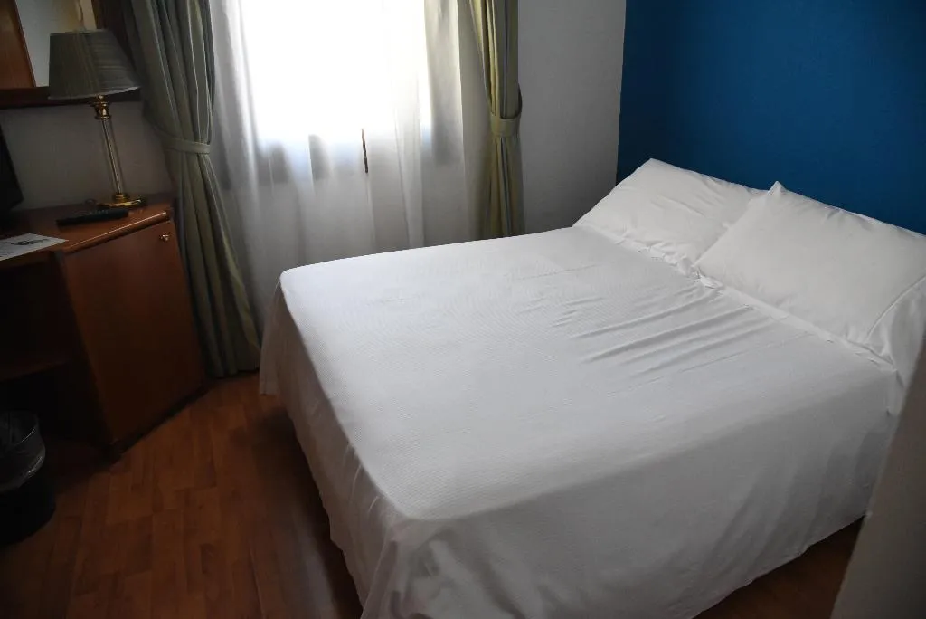 SINGLE CLASSIC Room, Duca D'Aosta, Venice