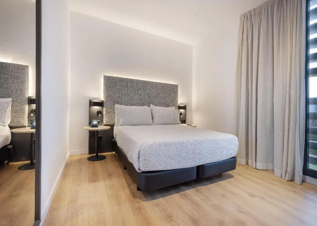 SINGLE BUSINESS Room, Innside Barcelona Aeropuerto, Barcelona