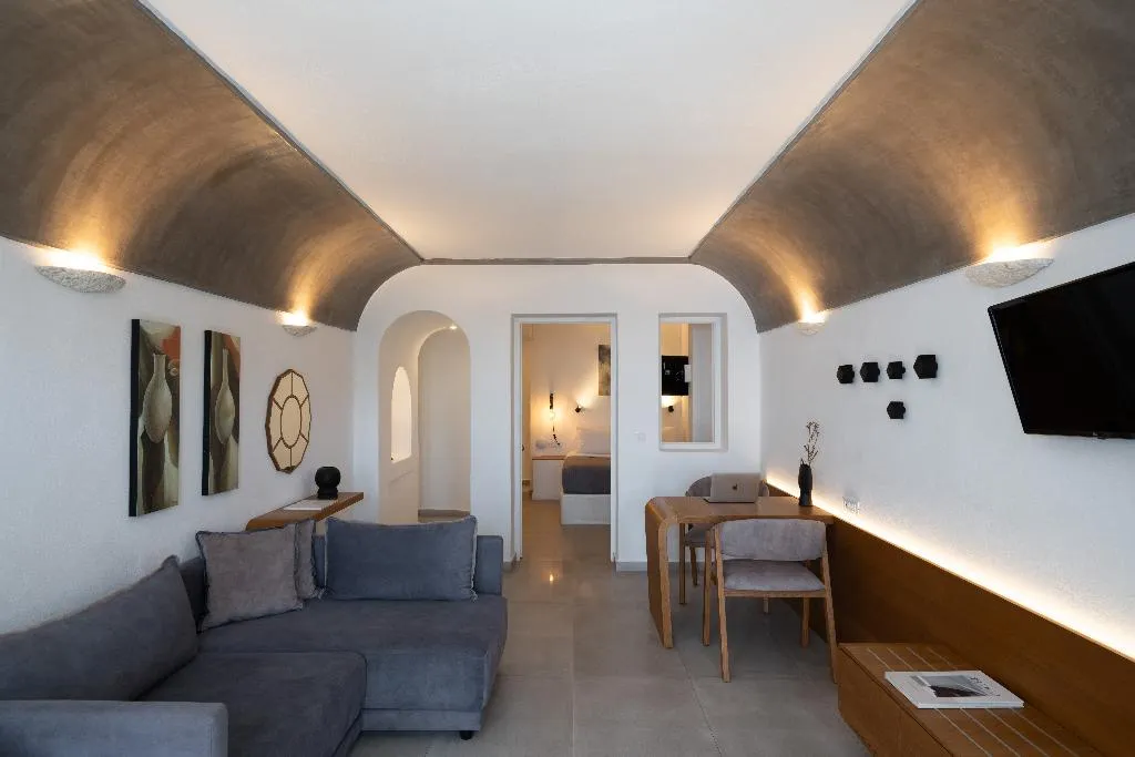 QUADRUPLE TWO BEDROOMS ONE BATHROOM Room, Santorini Princess Spa Hotel, Santorini