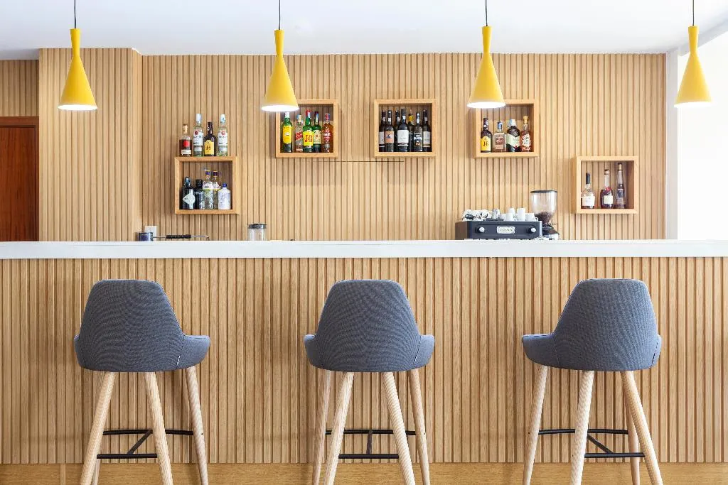 Bar, D. Luis - Coimbra, Porto