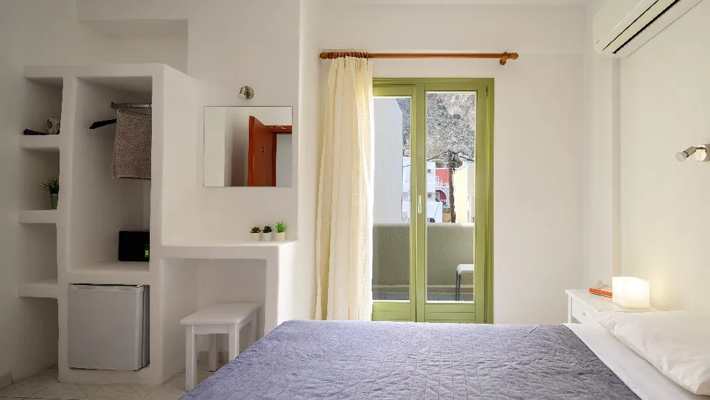 SINGLE STANDARD Room, Studios Marios, Santorini