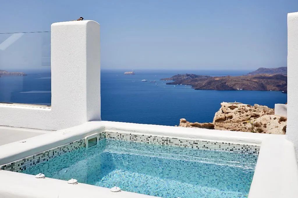 VILLA WITH PRIVATE POOL Room, Celestia Grand, Santorini