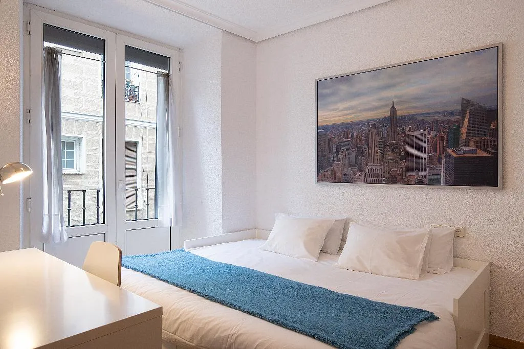 APARTMENT TWO BEDROOMS Room, Apartamentos San Lorenzo 26, Madrid