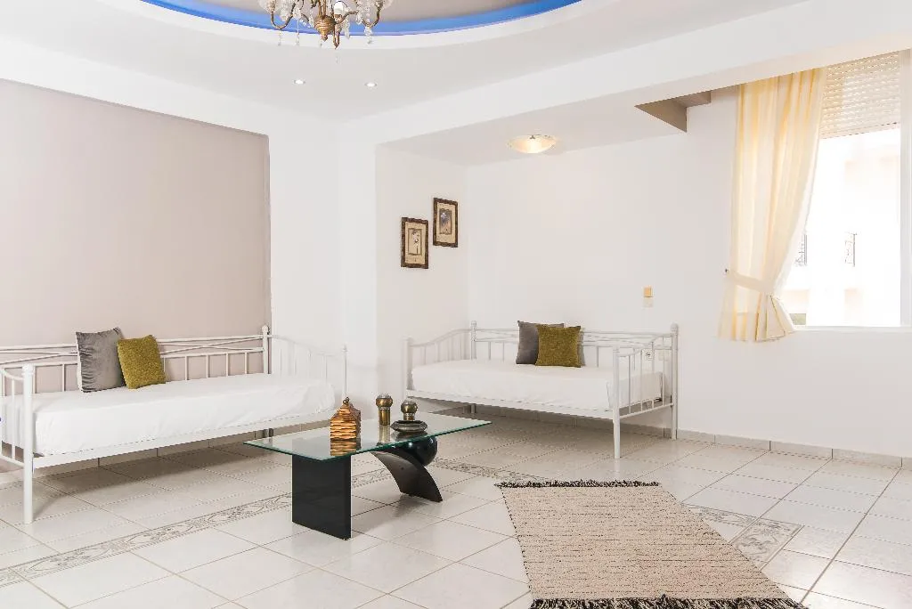 APARTMENT TWO BEDROOMS Room, Yiannis Manos, Crete