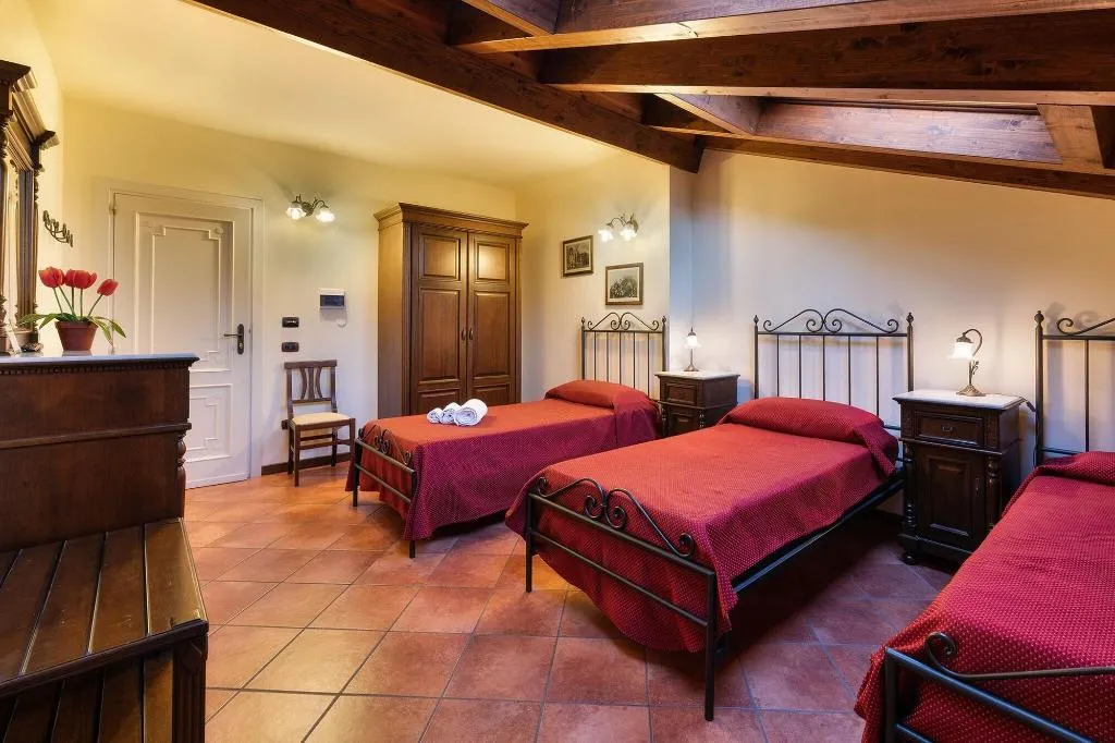 Room, Casa Manzella, Palermo