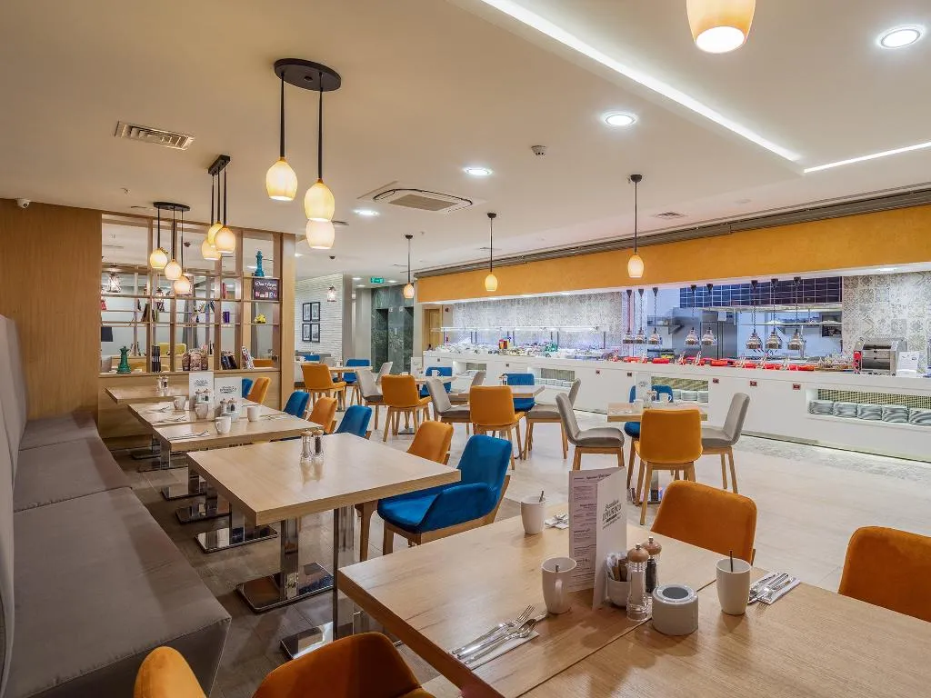 Restaurant, Holiday Inn Antalya Lara, Antalya