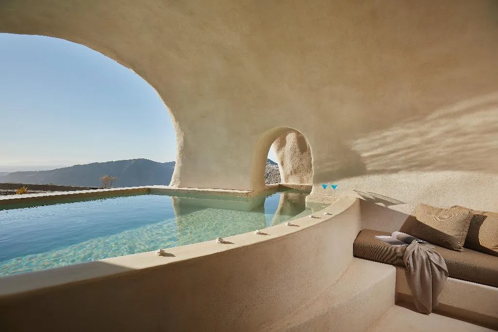 SUITE STANDARD Room, Divine Cave Experience, Santorini