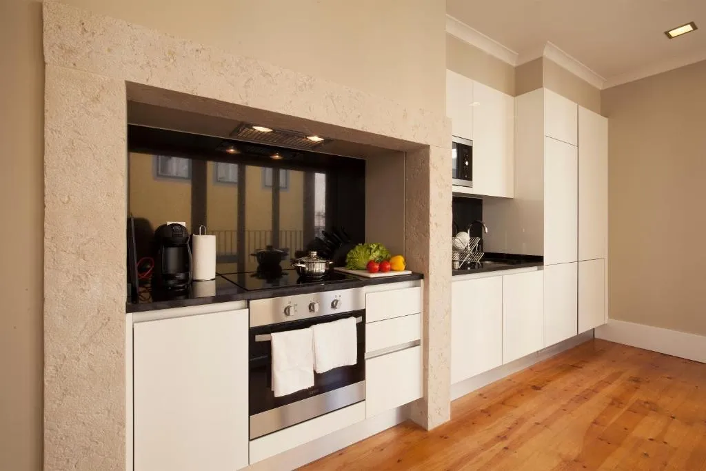 APARTMENT TWO BEDROOMS Room, Lisbon Five Stars Apartments Bica 246, Lisbon