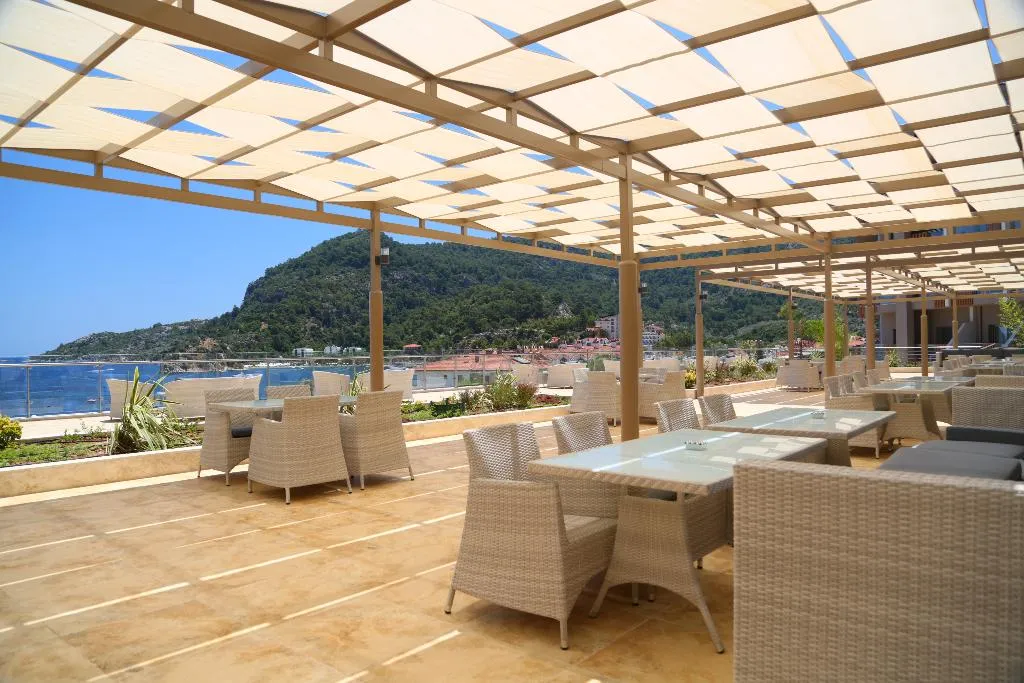 Terrace, Turunc Premium Hotel, Dalaman