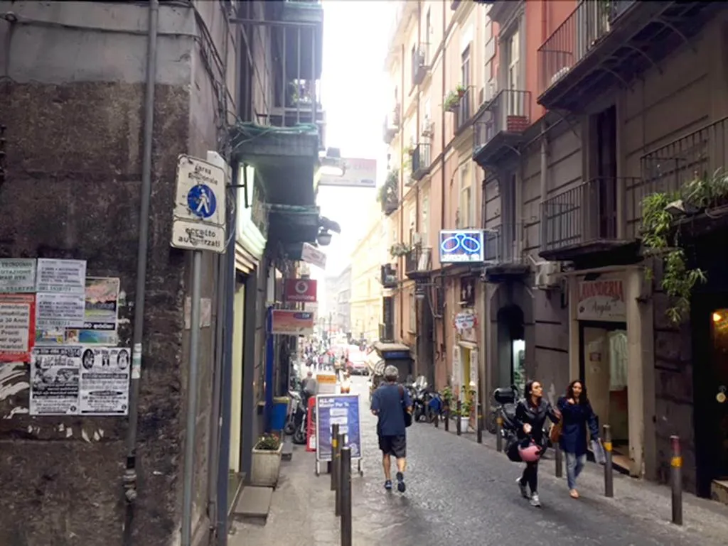 General view, B&B Catoledo, Naples