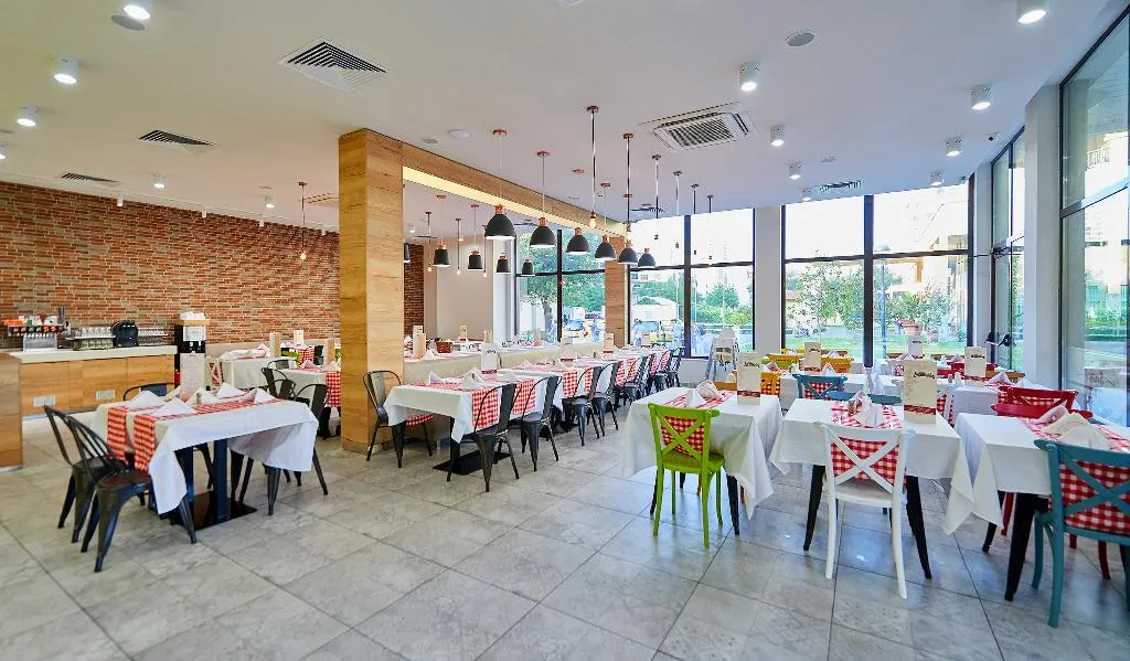 Restaurant, Laguna Park and Aqua Club, Bourgas