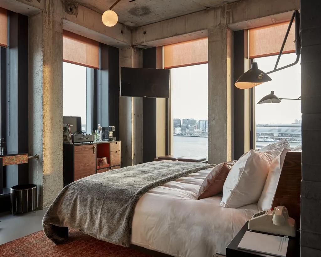 DOUBLE CITY VIEW Room, Sir Adam Hotel, part of Sircle Collection, Amsterdam