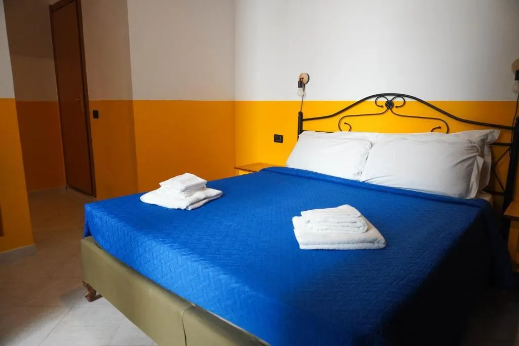 APARTMENT DELUXE Room, Case Così Apartments Napoli, Naples