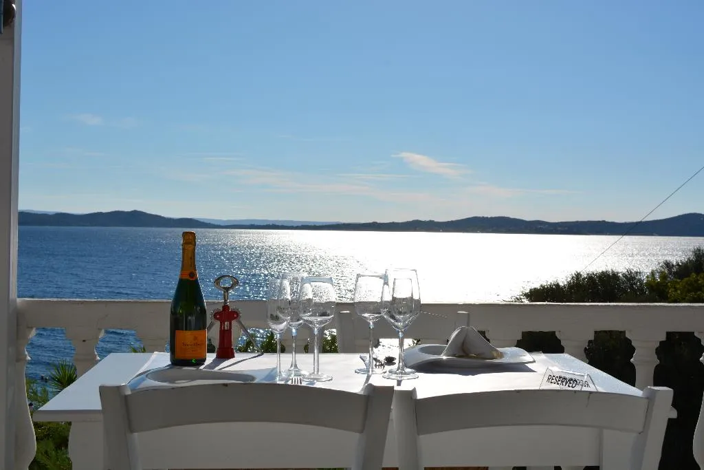Terrace, Akti Ouranoupol, Thessaloniki
