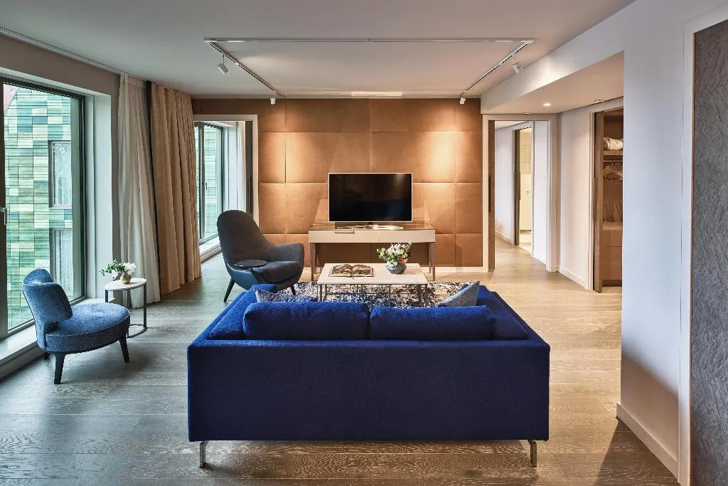 SUITE STANDARD Room, Hyatt Regency Amsterdam, Amsterdam