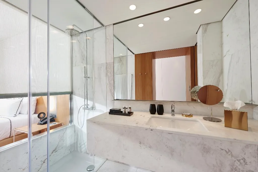 JUNIOR SUITE STANDARD Room, Melia Palma Bay, Majorca