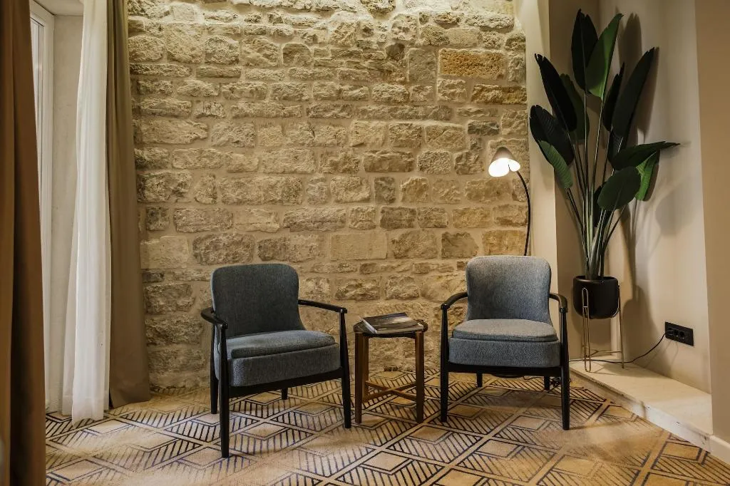 Room, Armerun Heritage Hotel & Residences, Split