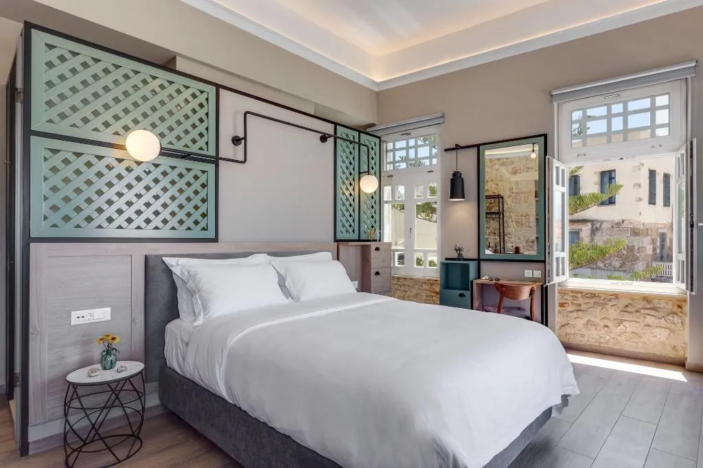 Room, 1924Suites, Crete