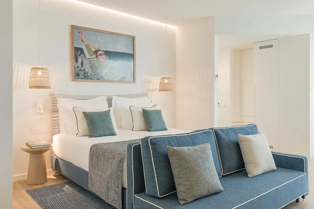 QUADRUPLE SUPERIOR Room, The Editory Ocean Way Funchal, Madeira