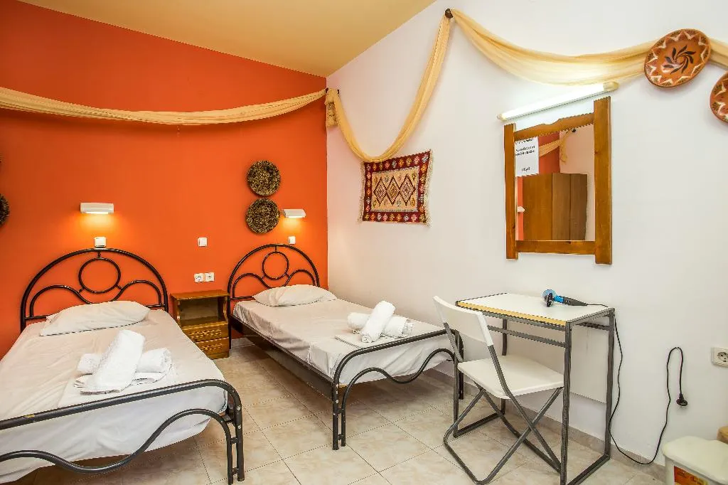 Room, Vickys Studios, Rhodes