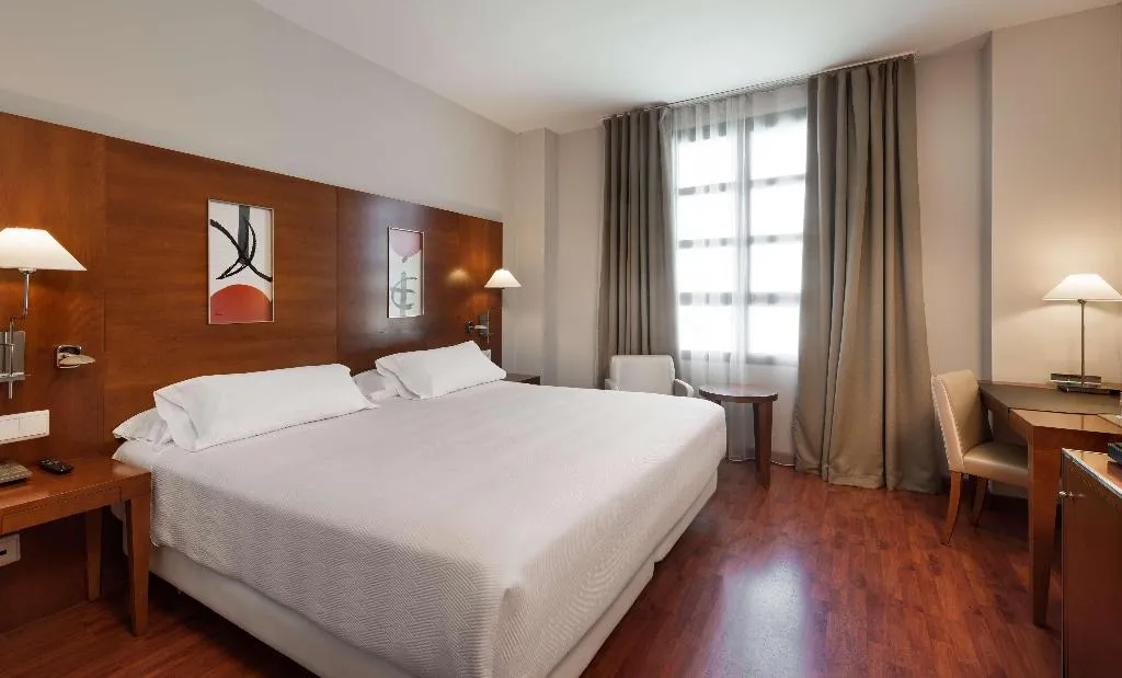 DOUBLE STANDARD Room, NH Valencia Las Artes, Valencia