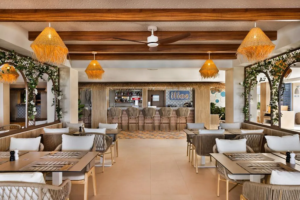 Restaurant, Hotel Riu Palace La Mola, Ibiza