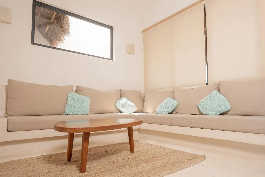 FAMILY ROOM PARTIAL OCEAN VIEW ONE BEDROOM Room, Casa Astral Hotel Boutique and Apartments, Cancun Area