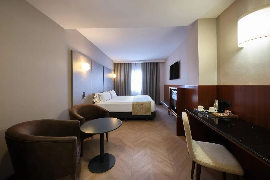 Double or Twin PREMIUM Room, Catalonia Park Putxet, Barcelona