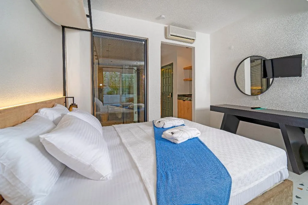 DOUBLE WITH JACUZZI Room, Karbelsun, Dalaman