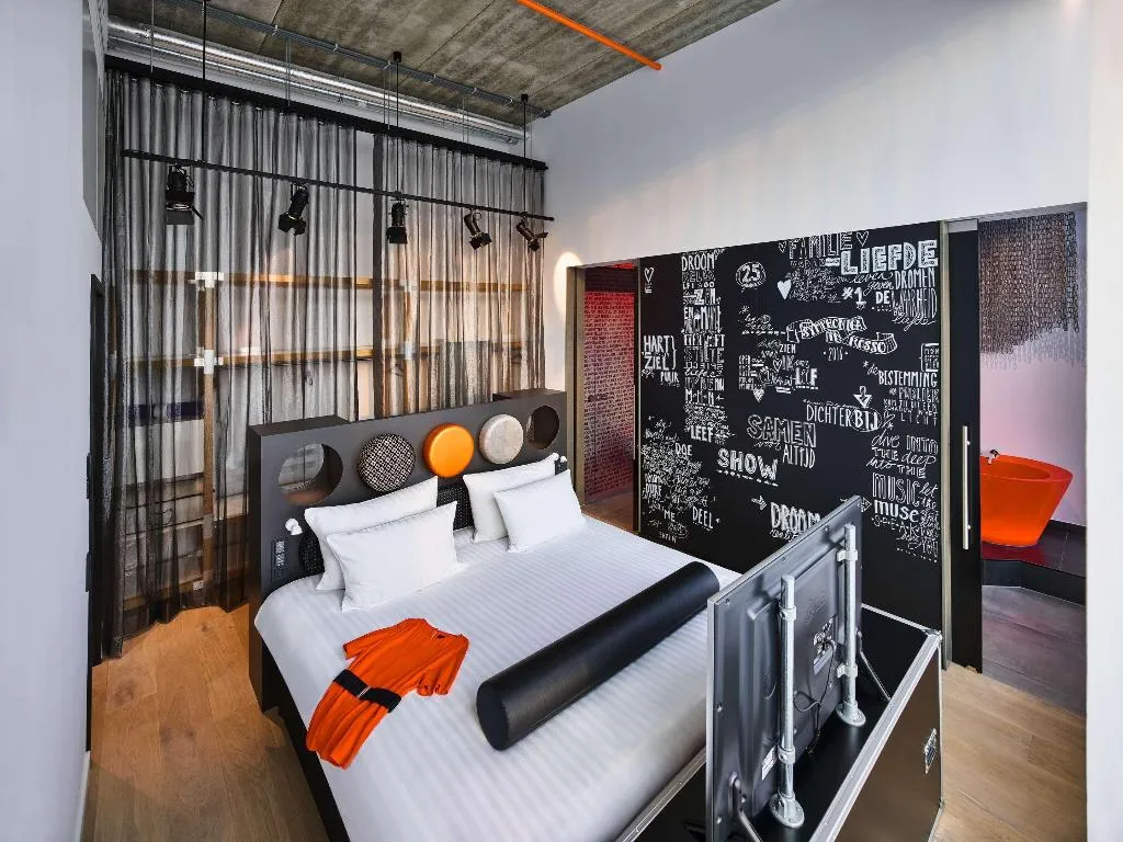 SUITE STANDARD Room, Jaz in the City Amsterdam, Amsterdam