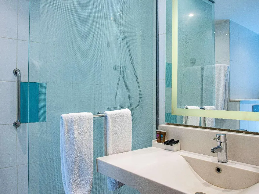 DOUBLE SUPERIOR CITY VIEW Room, Novotel Cairo El Borg, Cairo