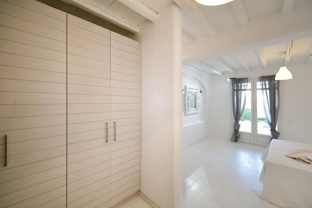 VILLA THREE BEDROOMS WITH PRIVATE POOL Room, Aiolos Villa Mykonos, Mykonos