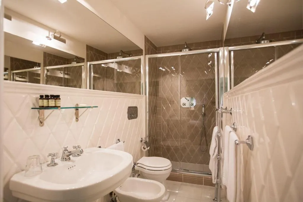 Room, Adastra Suites, Florence
