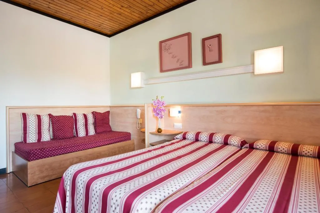 DOUBLE STANDARD Room, Xaine Park, Costa Brava