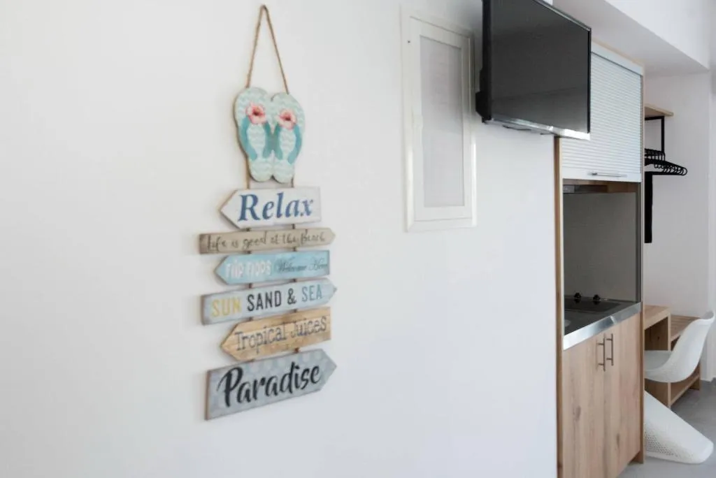 Room, Ria, Crete