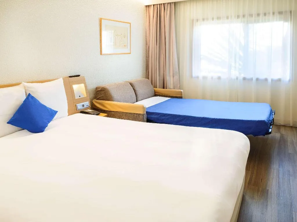 DOUBLE SEA VIEW Room, Novotel Porto Gaia, Porto