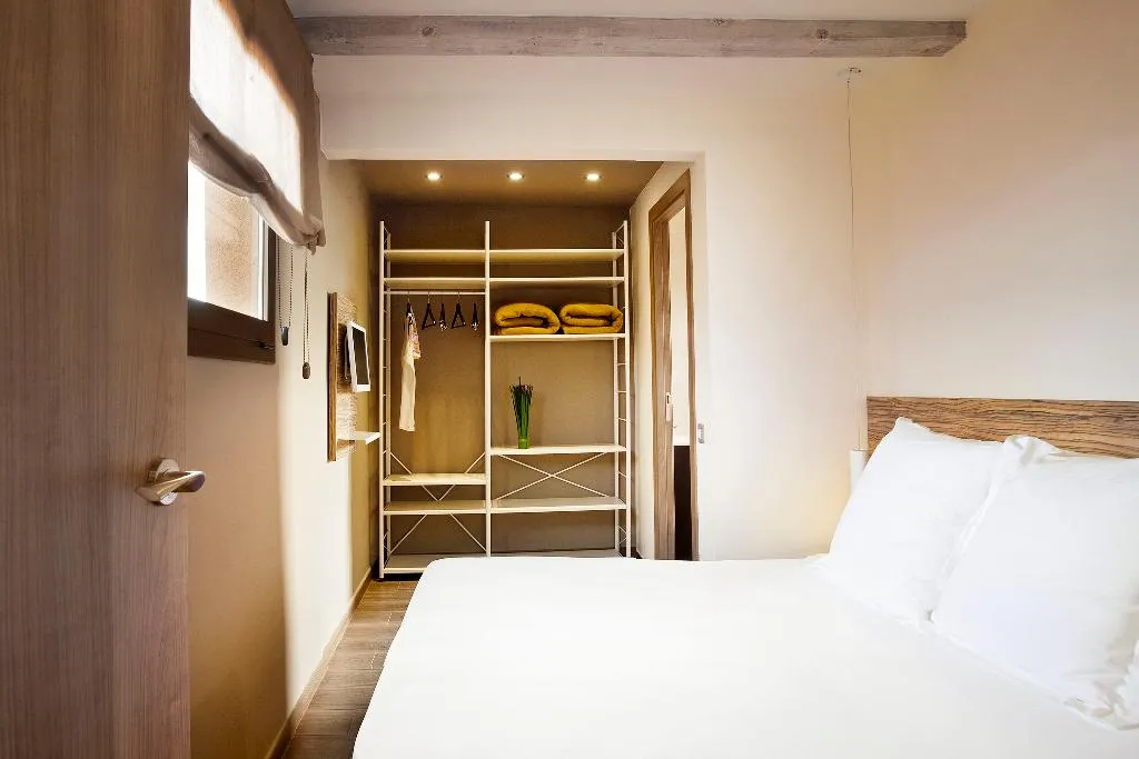 APARTMENT DELUXE Room, Barcelona Apartment Mila, Barcelona