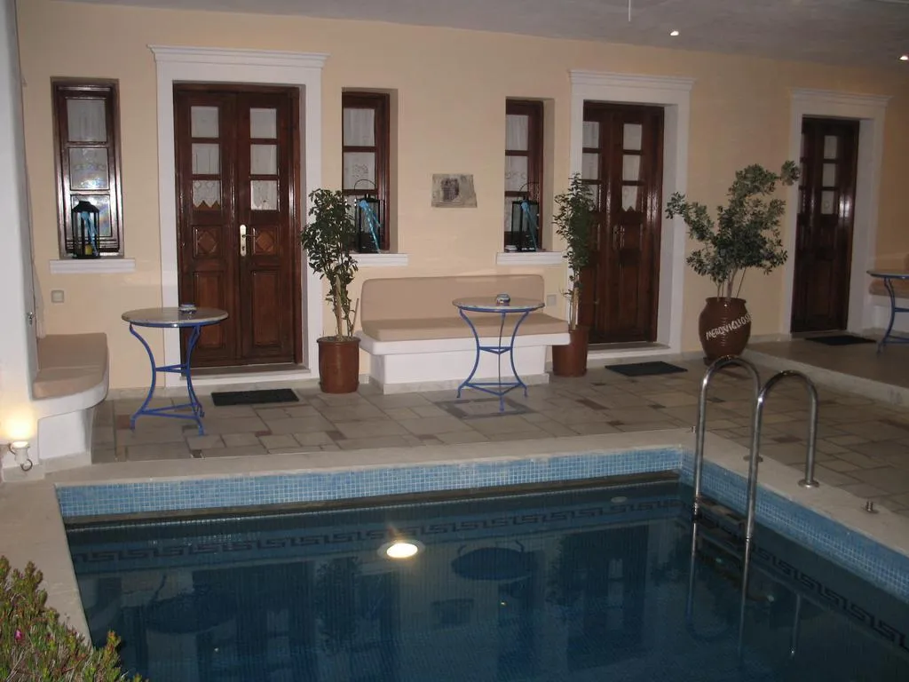 General view, Merovigliosso Studios and Apts., Santorini