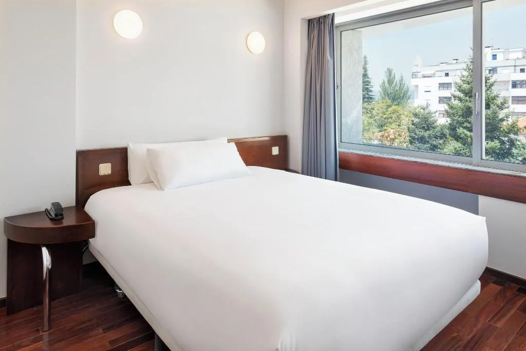 Room, B&B Hotel e Apartamentos Felgueiras, Porto