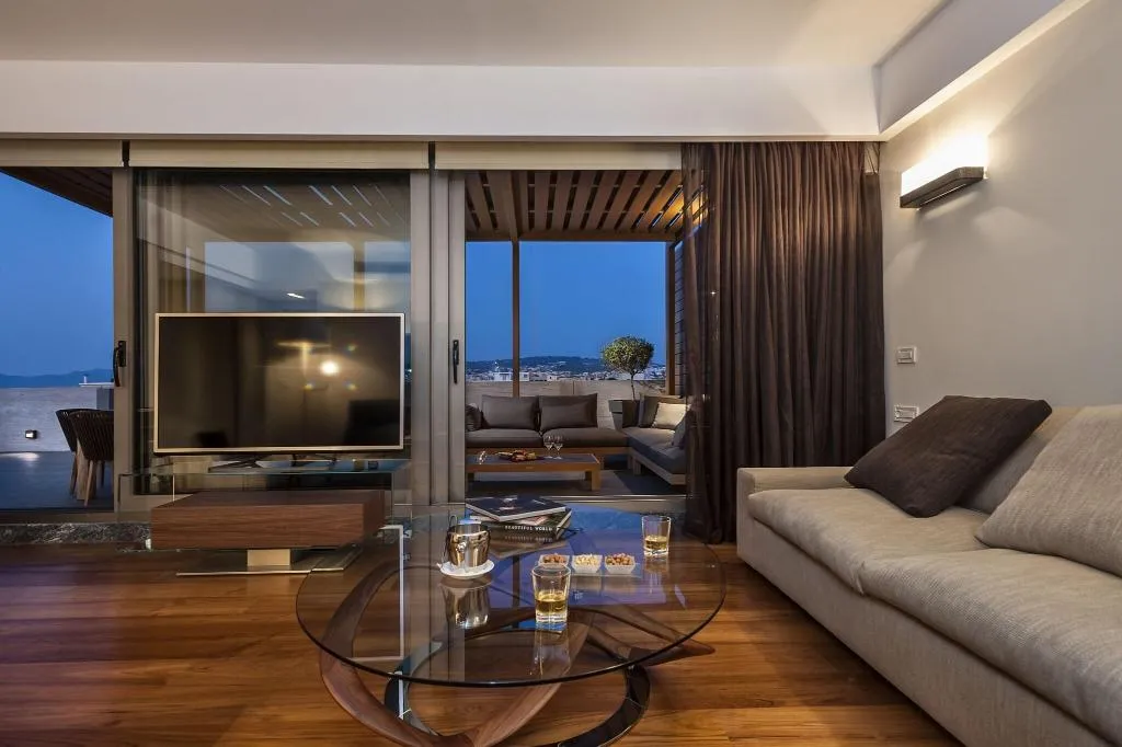 SUITE KING SIZE BED Room, Samaria, Crete
