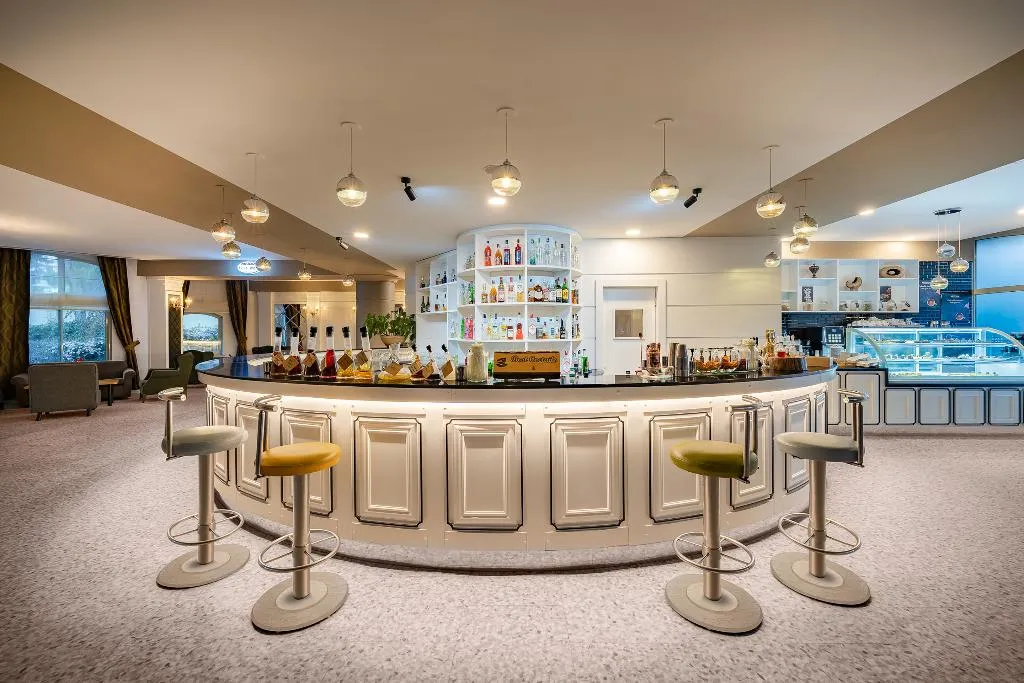 Bar, Pine Beach Belek, Antalya